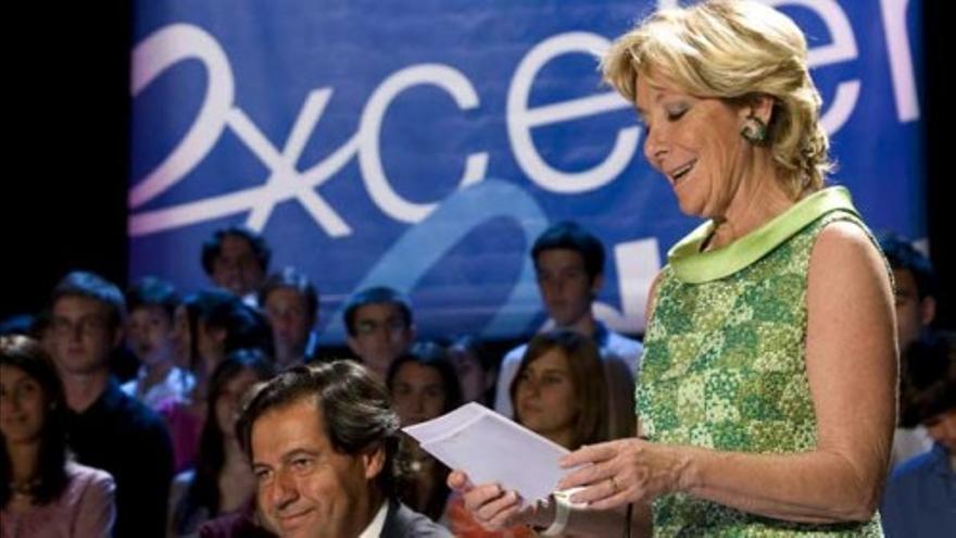 Aguirre plantea la desaparición del Tribunal Constitucional