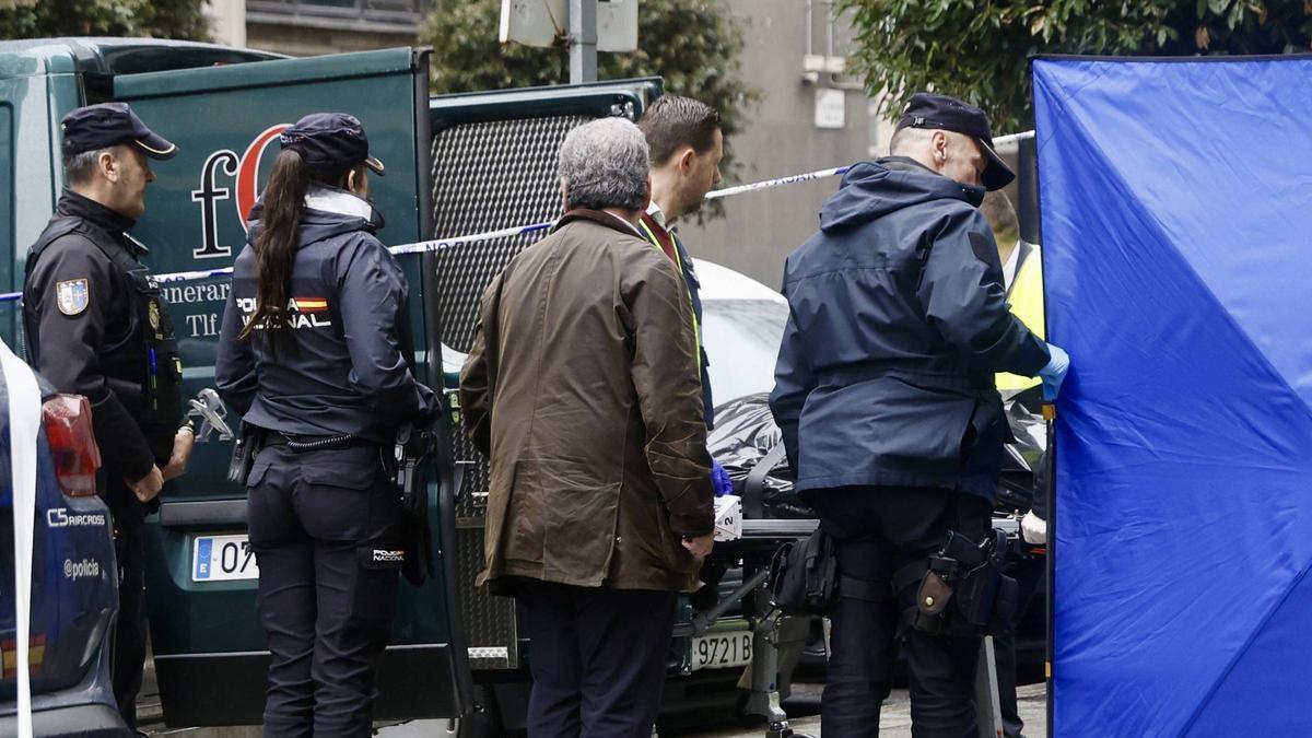 El detenido por la muerte de un mendigo en pleno centro de Gijón guarda silencio y pasará mañana a disposición judicial