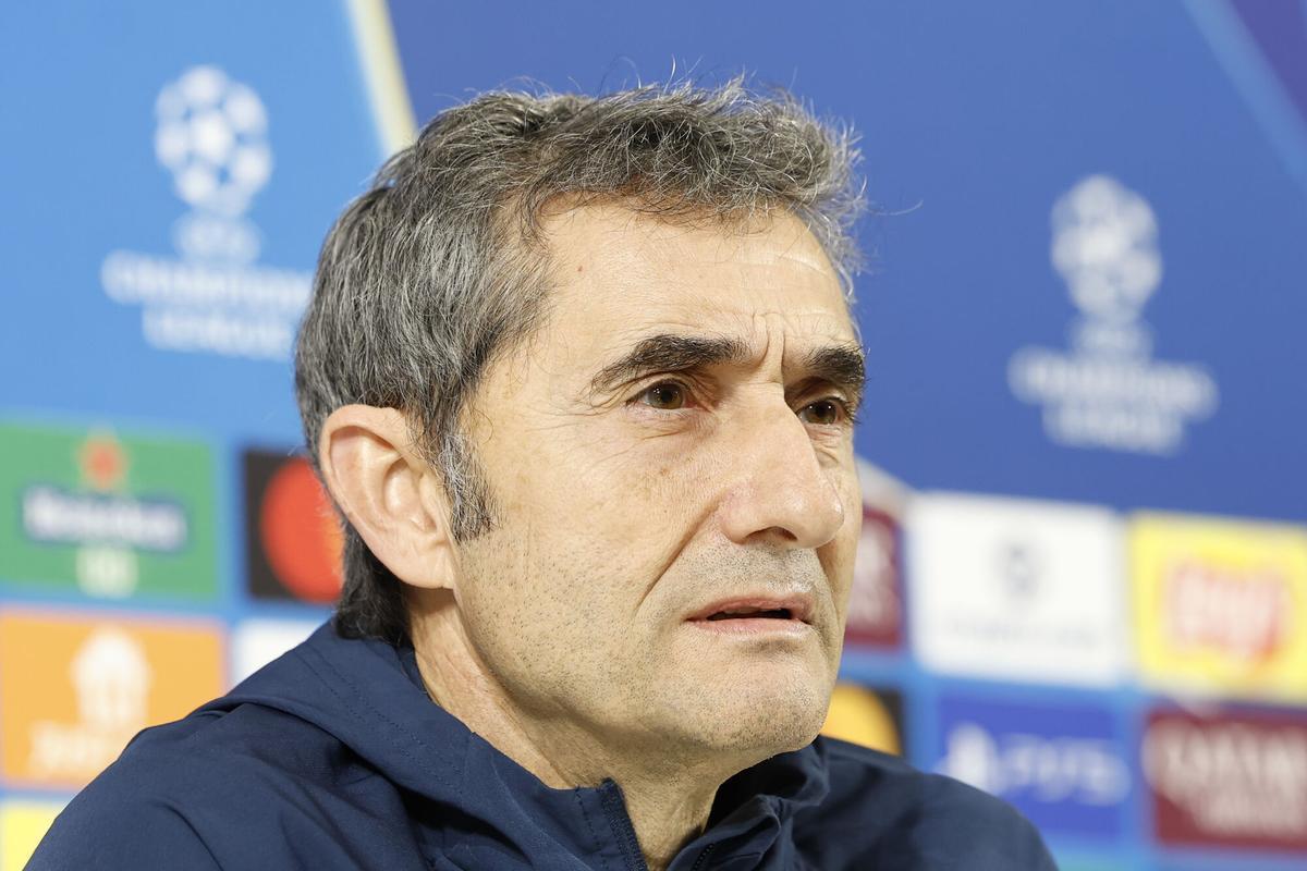 Valverde durante la rueda de prensa