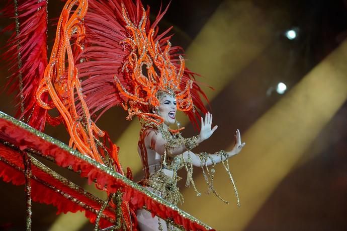 21-02-2020 LAS PALMAS D GRAN CANARIA. Elección de la Reina del Carnaval Candidata 7. CENTRO COMERCIAL ALCAMPO TELDE presenta a Raquel Rodríguez con el diseño Fuego del Nublo, de Fernando Méndez.