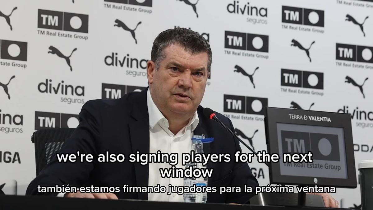 Ron Gourlay: "Confío plenamente en Carlos Corberán, va a seguir y la presión no se interpone en mi camino"