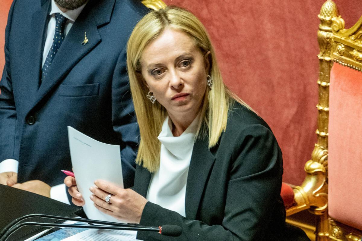 Archivo - La primera ministra italiana, Giorgia Meloni, tras una intervención en el Senado italiano.