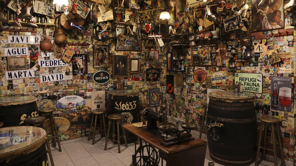 El pintoresco bar de Badalona que quiere batir un récord cervecero