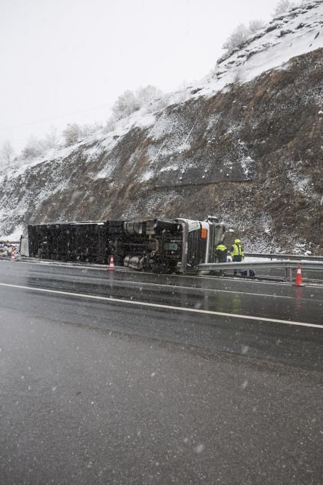 Accidente mortal de un camionero en el Huerna