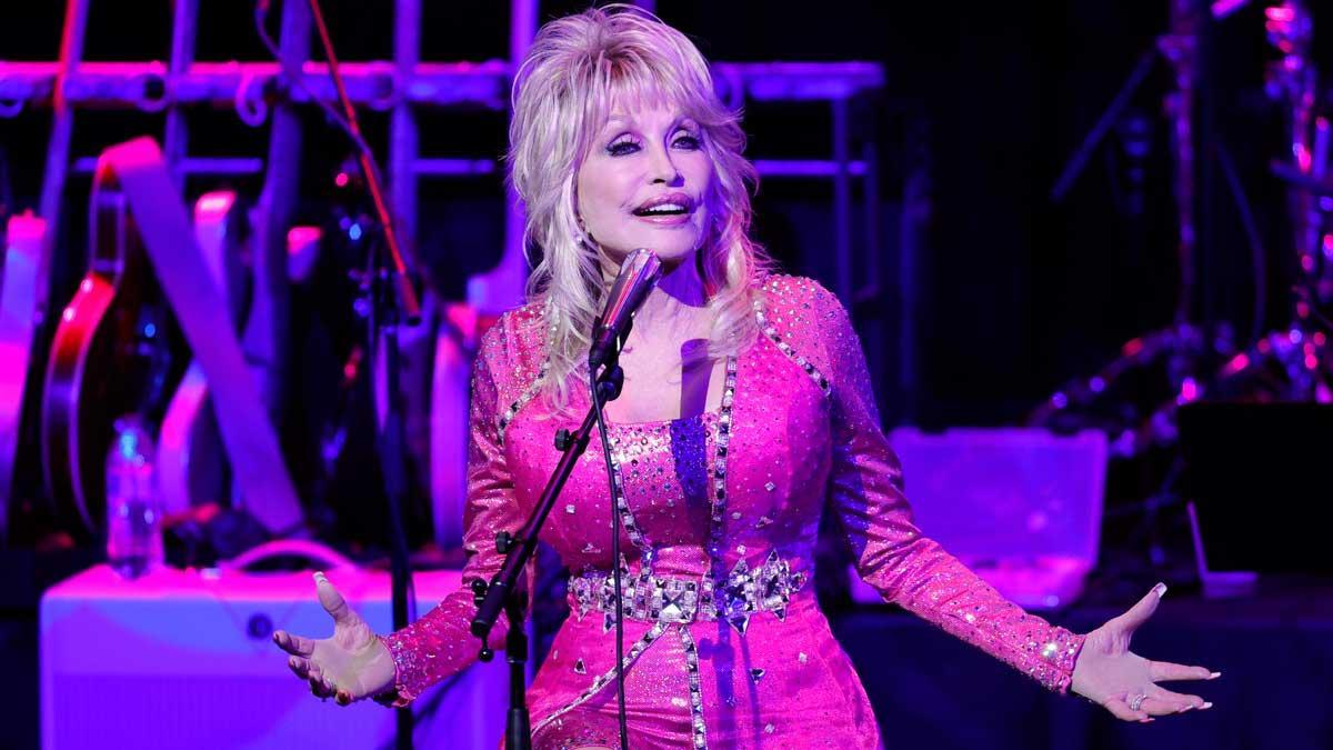 Dolly Parton NO TOCARRRRR