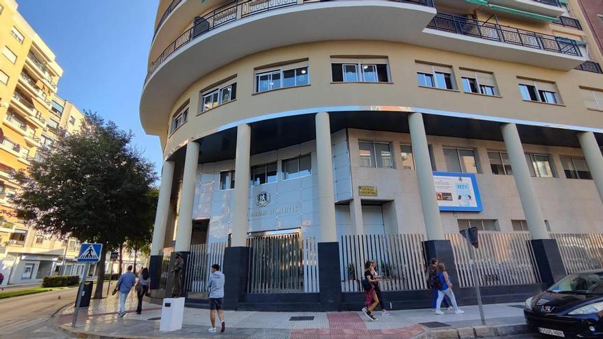 El oficial mayor del Colegio de Médicos no irá a la cárcel por abuso sexual de tres trabajadoras