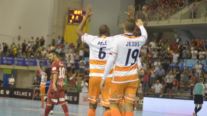 Partido de fútbol sala entre el Plásticos Romero y ElPozo Murcia en el Palacio de los Deportes