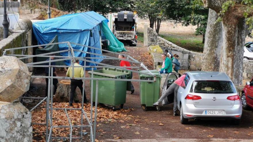 Darbo, pendiente de un ciclón, abre su gran romería