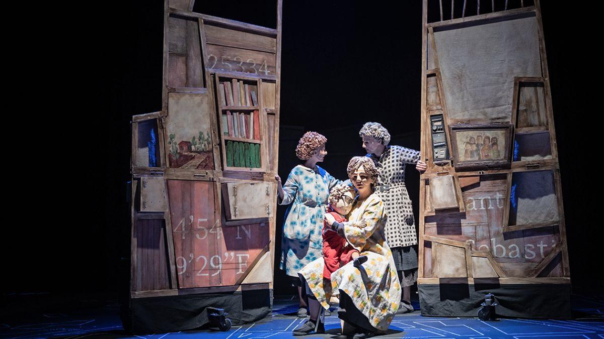 Escena de 'Matres', de la compañía catalana Campi, que llega a Santiago.