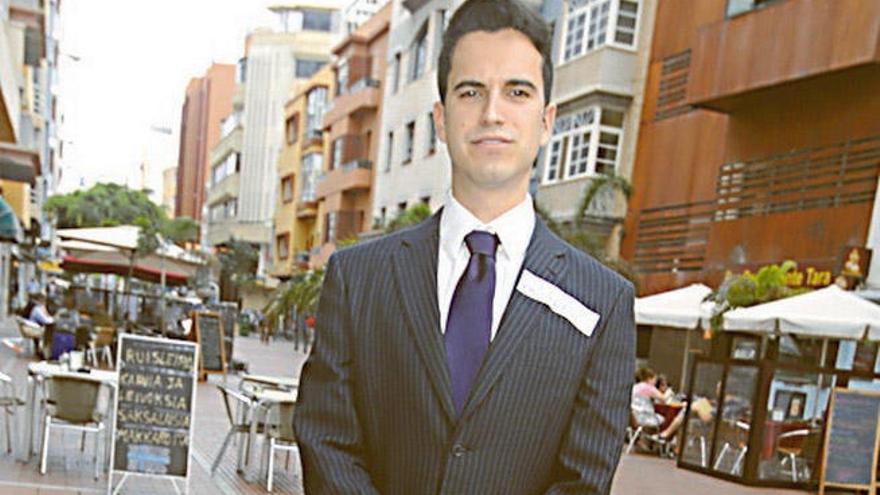 Luis González Millares, uno de los aspirantes para convertirse en tripulante de la compañía Emirates