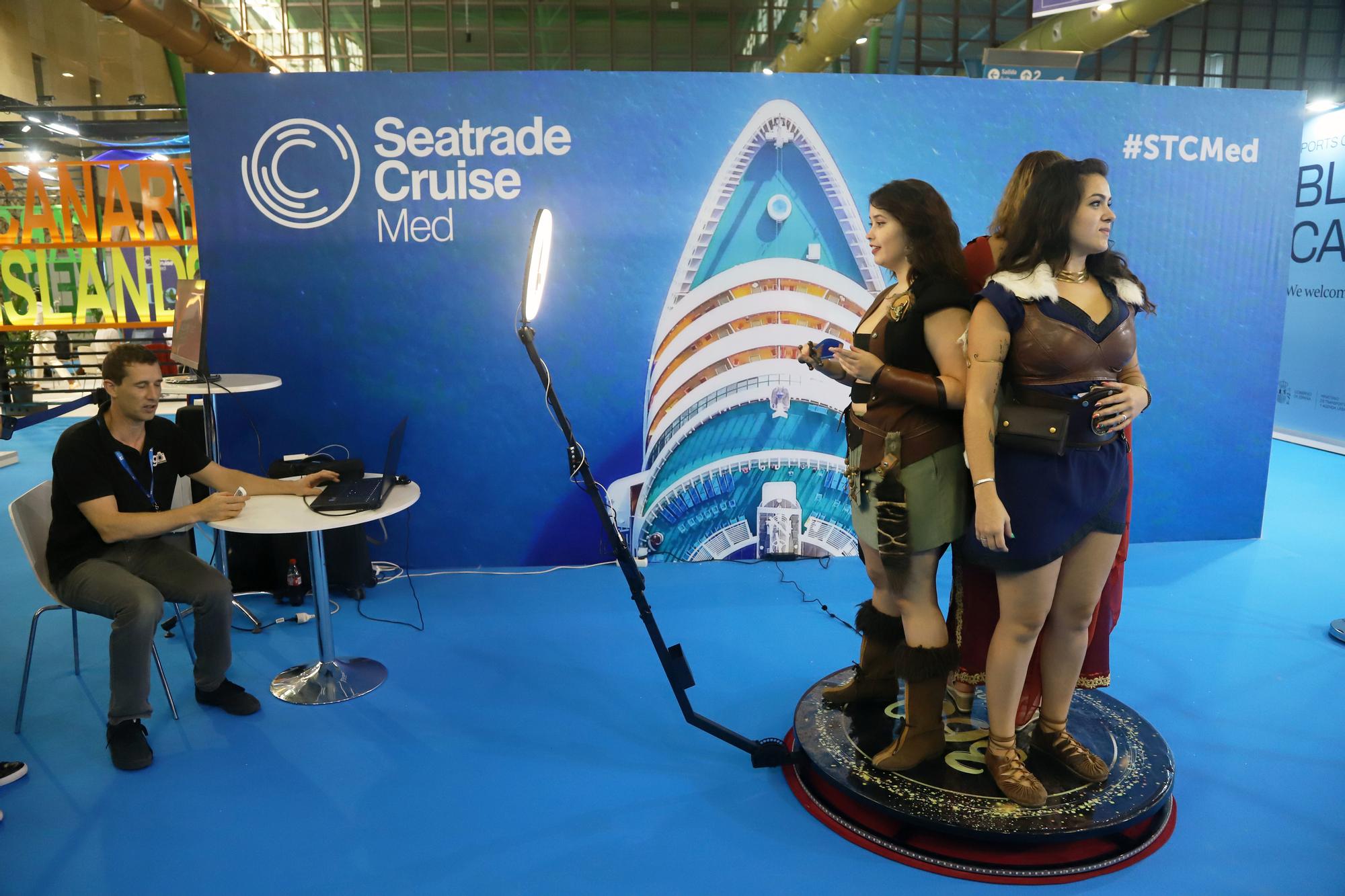 El Palacio de Ferias y Congresos acoge la feria de cruceros Seatrade Cruise Med