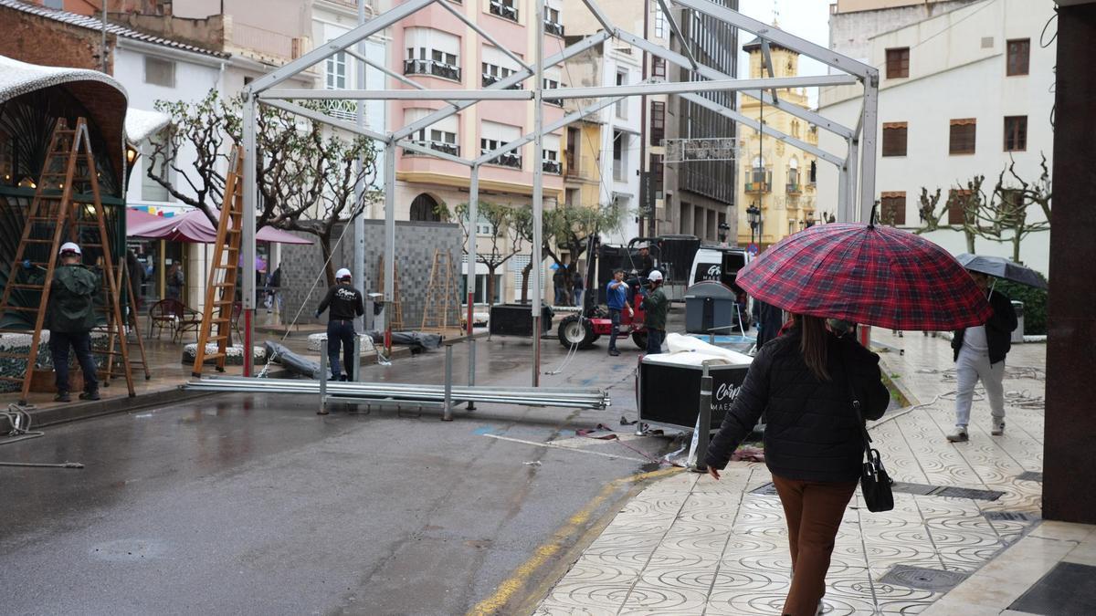 Montaje pasado por agua en Castelló.-
