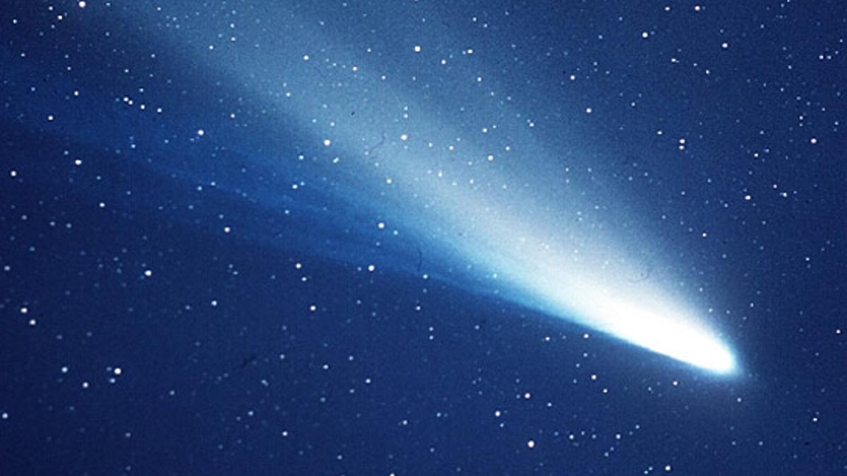 Imagen del cometa Halley tomada en 1985. Este cometa es una de las posibles explicaciones científicas que se dan a la estrella de Belén, que guió a los tres Reyes Magos en su peregrinación desde Oriente. Otras posibilidades son la estrella Polar, una nova/supernova o la estrella Sirio.