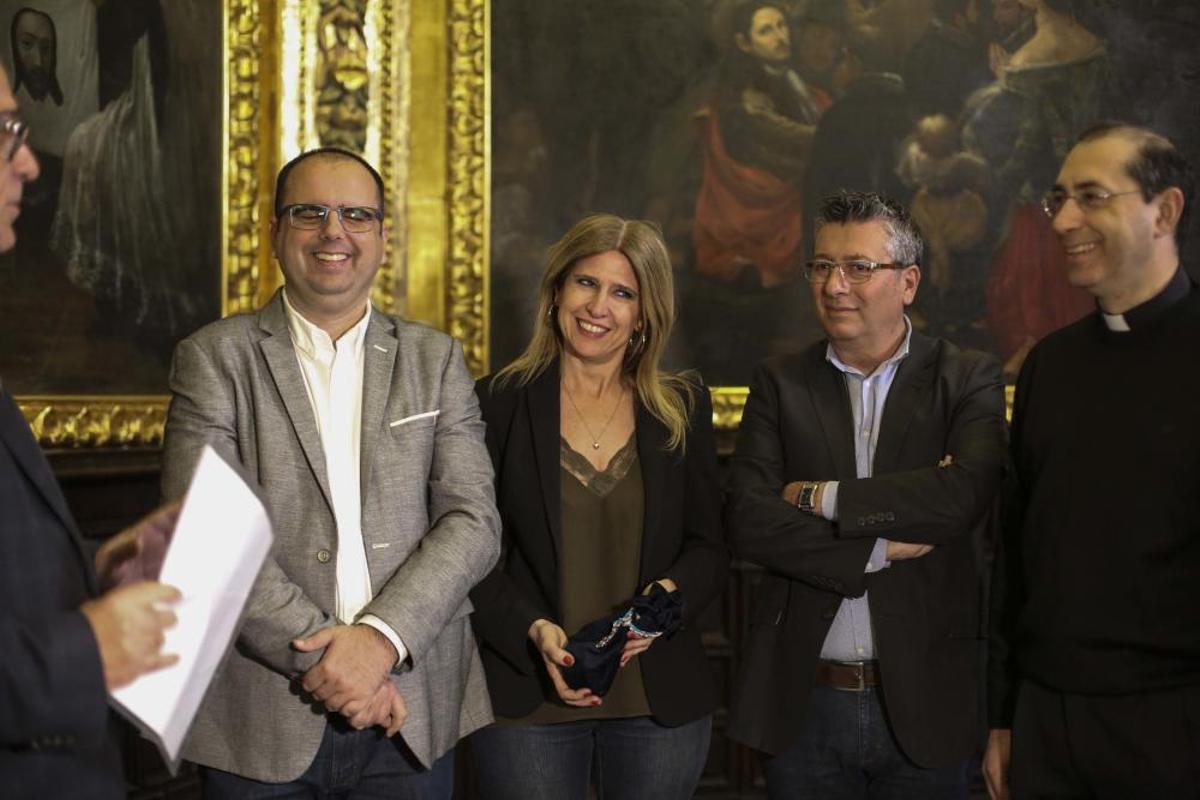 Pruebas en el camarín de la Santa Faz