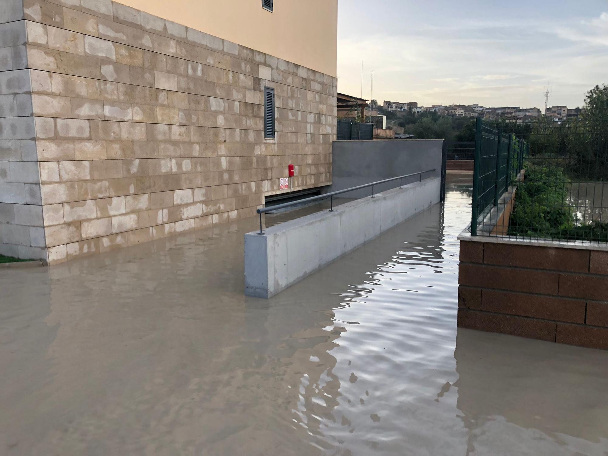 Se desborda el torrent del Puig Moltó en Montuïri