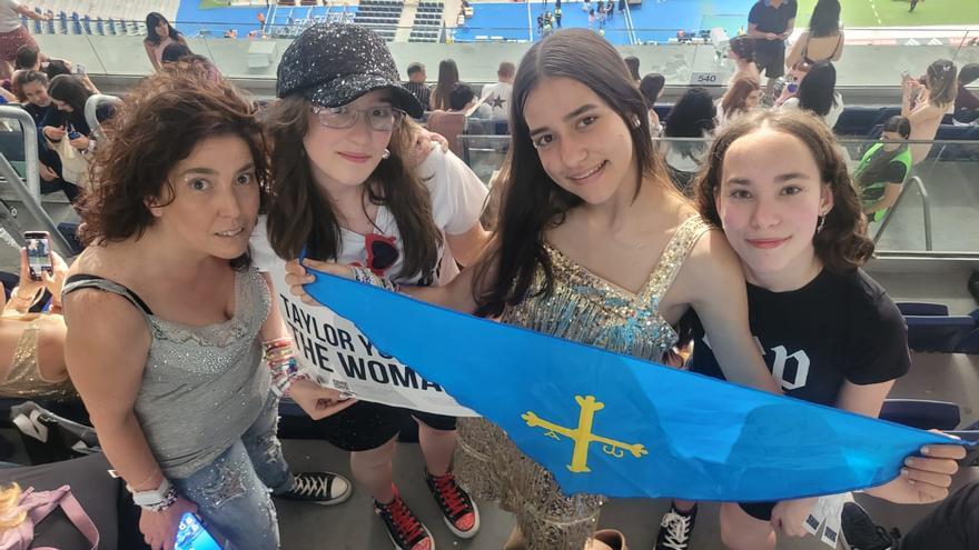 Así vivieron las "swifties" asturianas el concierto de su ídolo en Madrid