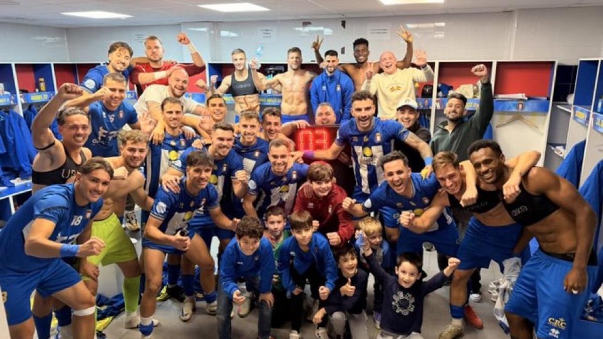 El Lorca Deportiva celebra su séptima victoria de manera consecutiva