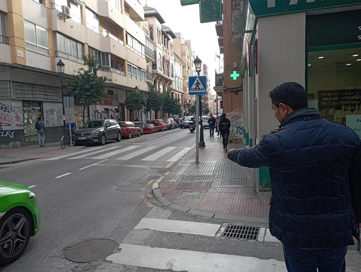 Reclaman un cruce con semáforo a la altura de calle Picacho.