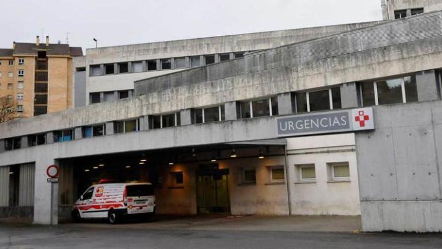 Acceso al servicio de urgencias del Hospital de Riaño.