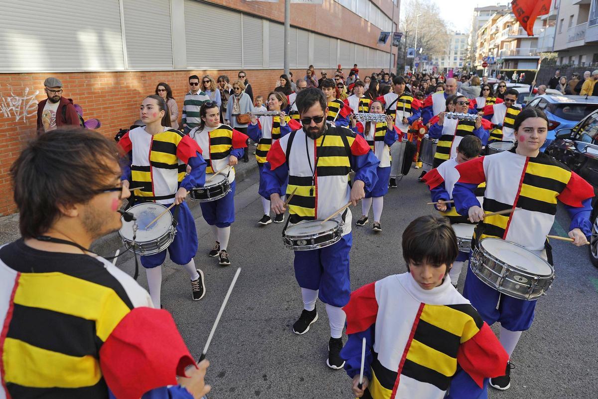 Imatges dels carnavals a barris de Girona