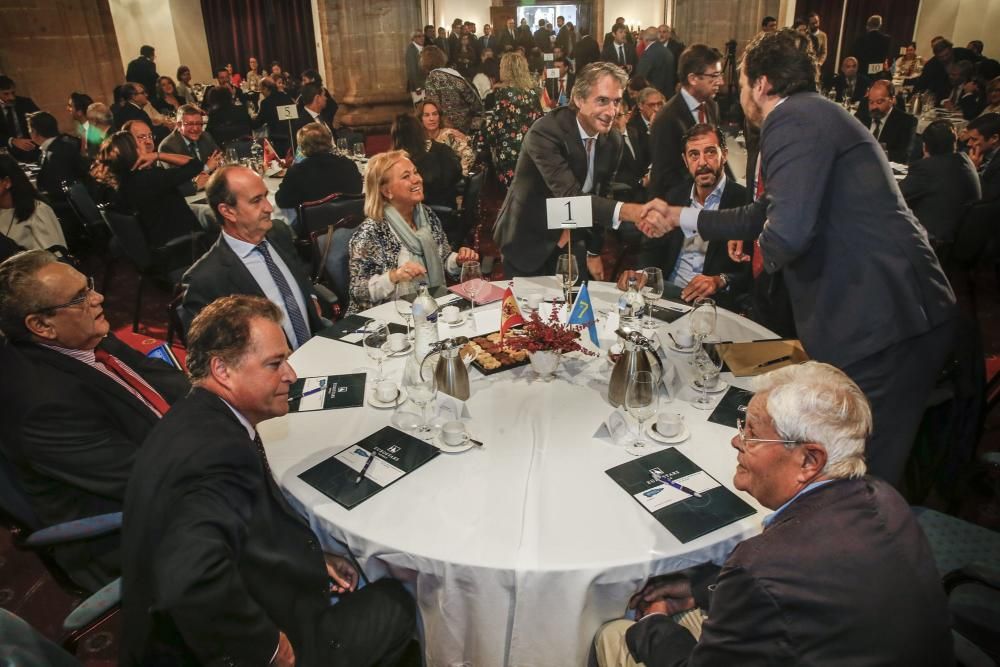 Íñigo de la Serna, Ministro de Fomento, analiza el "Presente y futuro de las infraestructuras en Asturias"