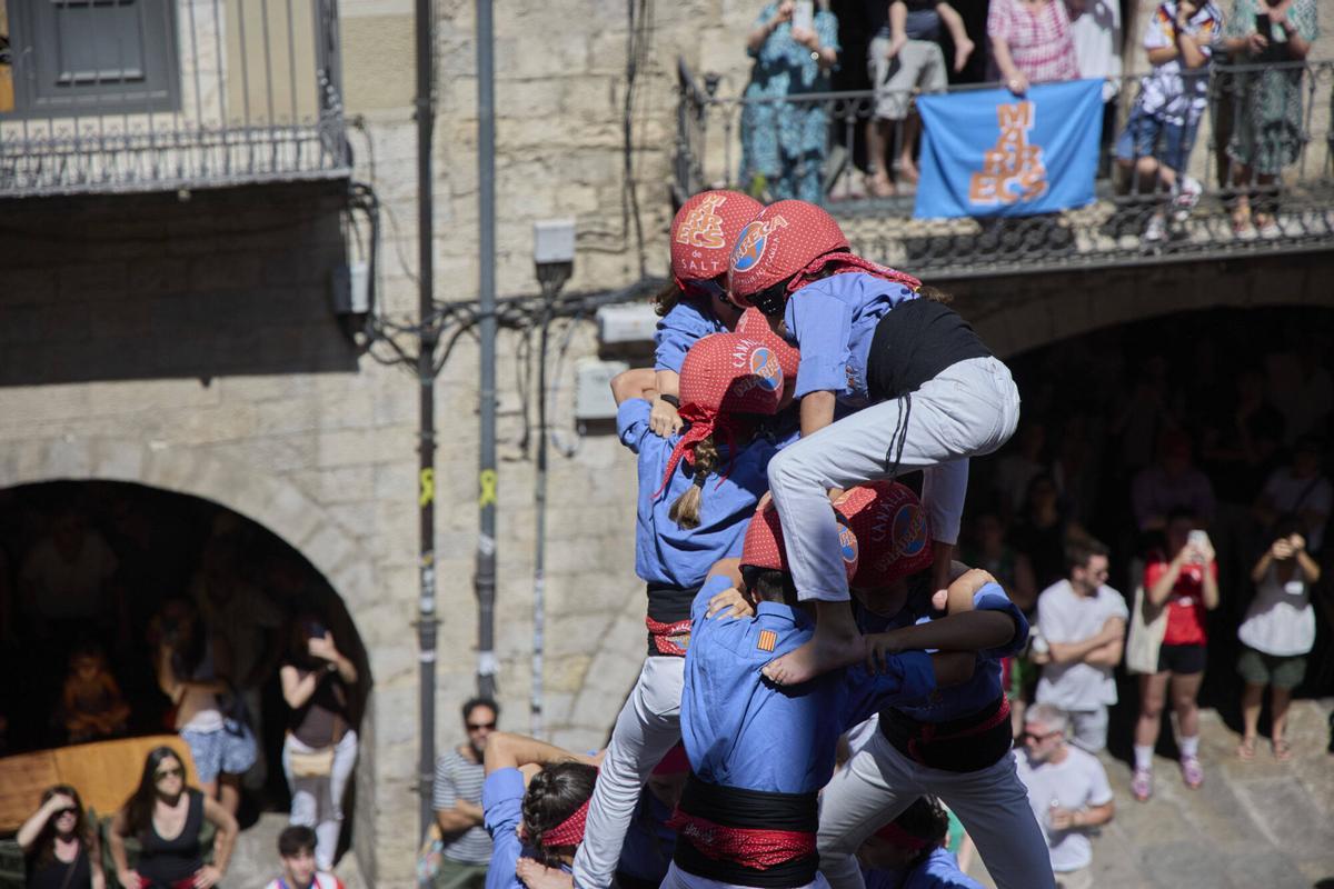 Les imatges de la jornada castellera per celebrar els 30 anys dels Marrecs de Salt