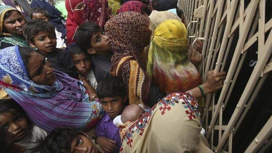 Un pediatra, sospechoso de infectar de VIH a más de 400 niños en Pakistán