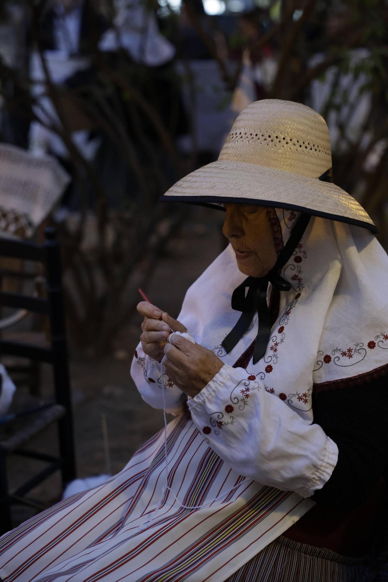 Navidad en Mallorca: Las imágenes del Belén viviente y los oficios tradicionales