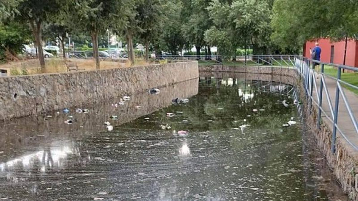 La Policía Local de Plasencia reforzará la vigilancia en La Isla por el vandalismo.