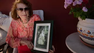 Concha Nola, protagonista del primer Minué que se bailó en la Bajada de la Virgen de Las Nieves en 1945
