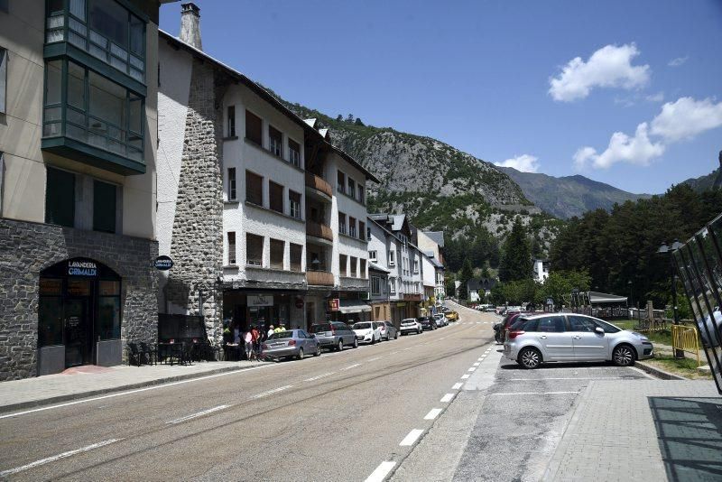 Reapertura de la línea ferroviaria internacional de Canfranc