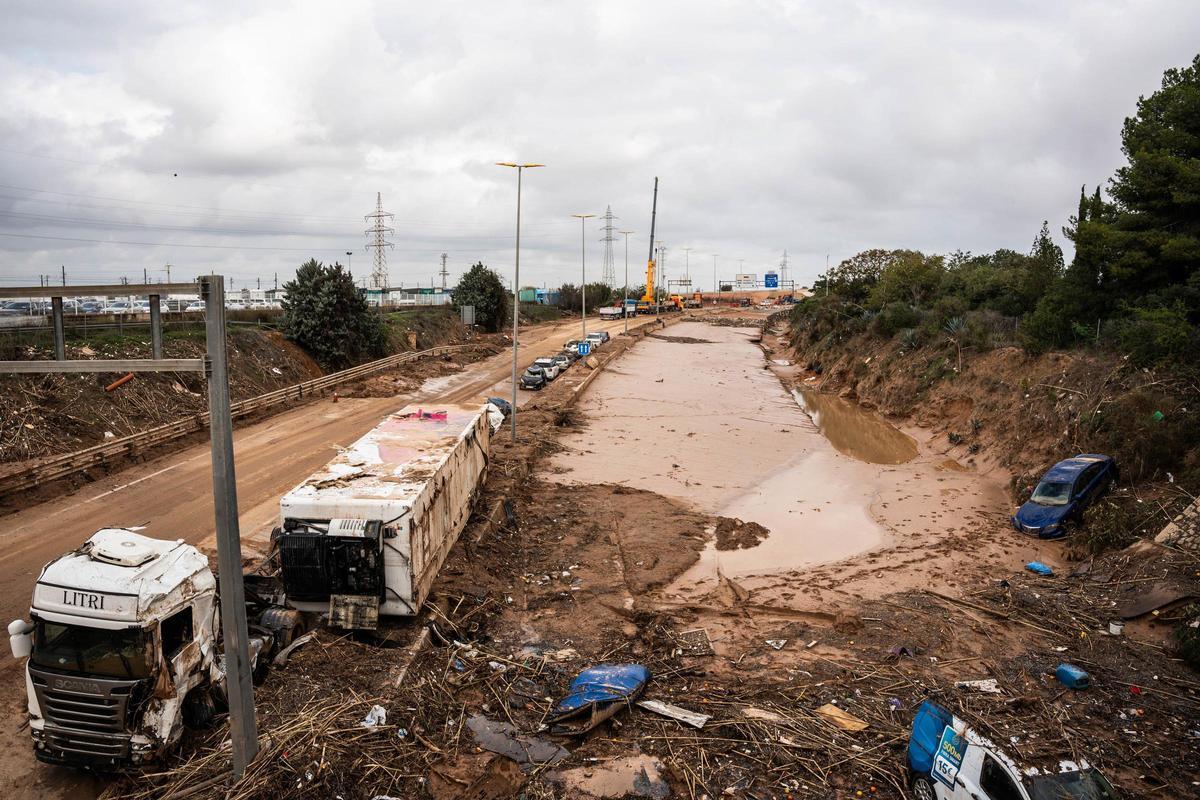 Estragos ocasionados dana en carreteras próximas a Torrent, en una imagen de archivo.