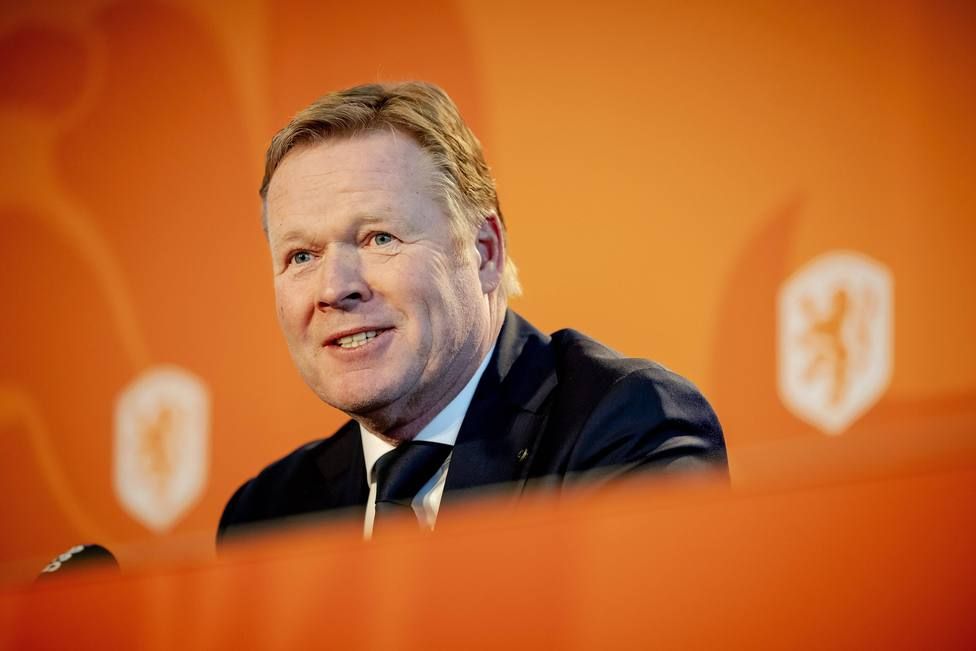 Koeman, en su presentación.