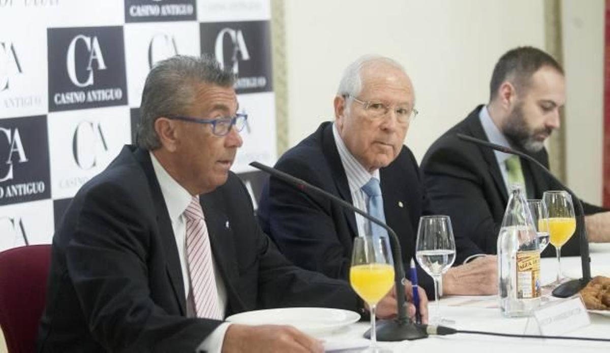 Monzonís urge las zonas logísticas y los accesos para afianzar el futuro del puerto