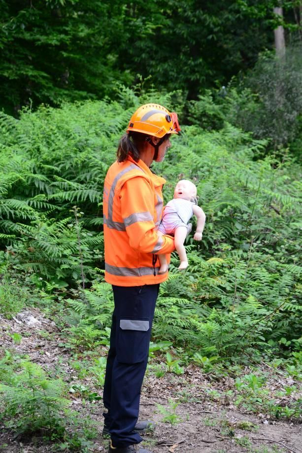 Las imágenes del simulacro contra incendios forestales en Moaña