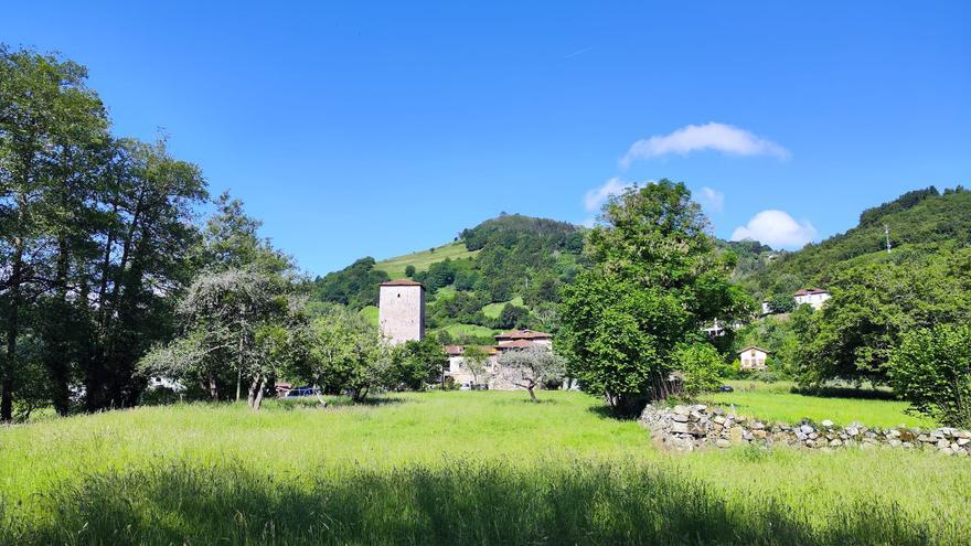 La torre y &quot;la torrina&quot; de Villanueva, historia y leyenda de un paraje de cuento en la zona rural de Grado