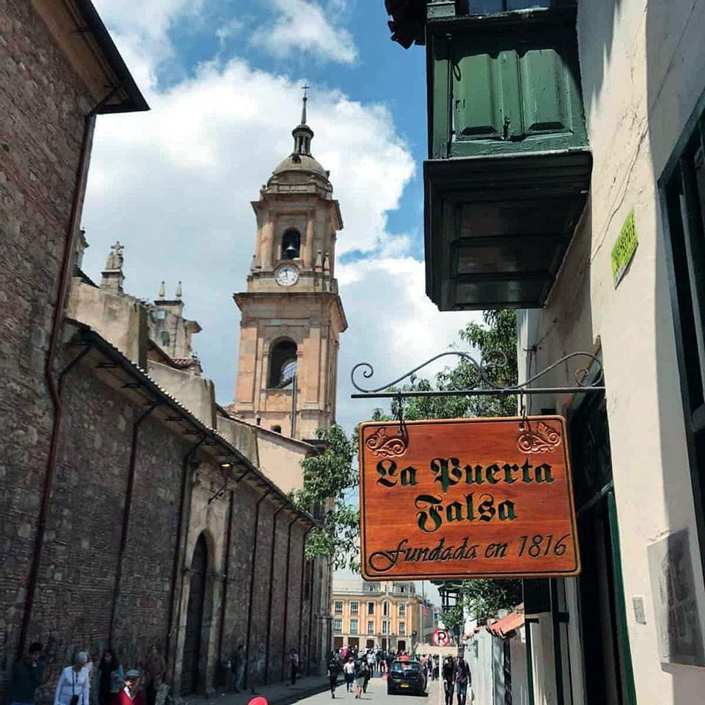La Puerta Falsa, Bogotá, Colombia