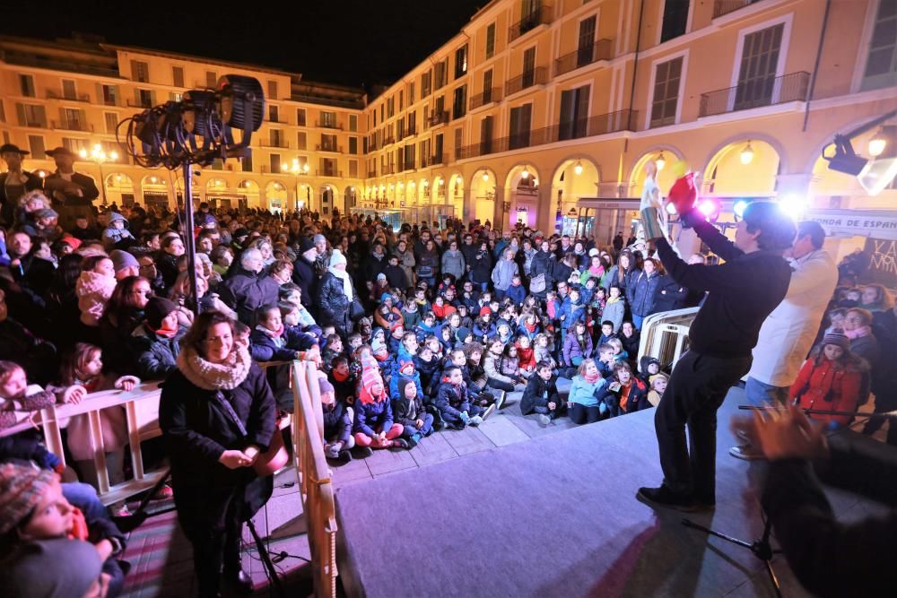 La lluvia da la bienvenida a Sant Sebastià