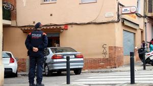 undefined45513509 un agent dels mossos davant a la zona on s ha produ t el tir181024174737