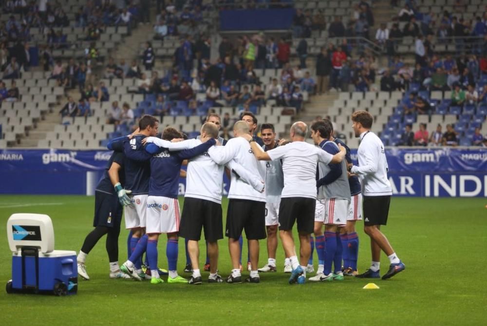 El partido entre el Oviedo y el Zaragoza, en imágenes