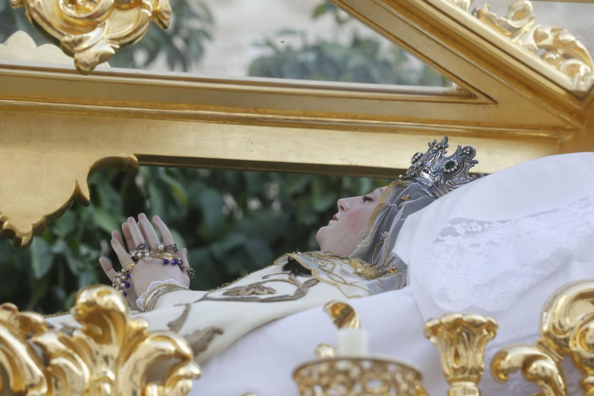 La Virgen del Tránsito recorre las calles de Córdoba La Virgen del Tránsito recorre las calles de Córdoba