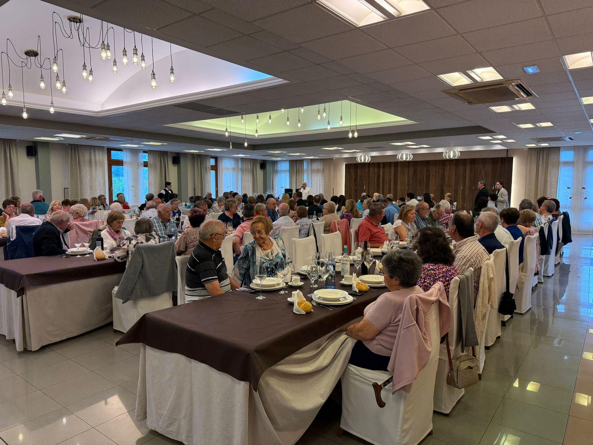 Así fue la comida de la Asociación de Jubilados, Prejubilados y Pensionistas de Valdesoto