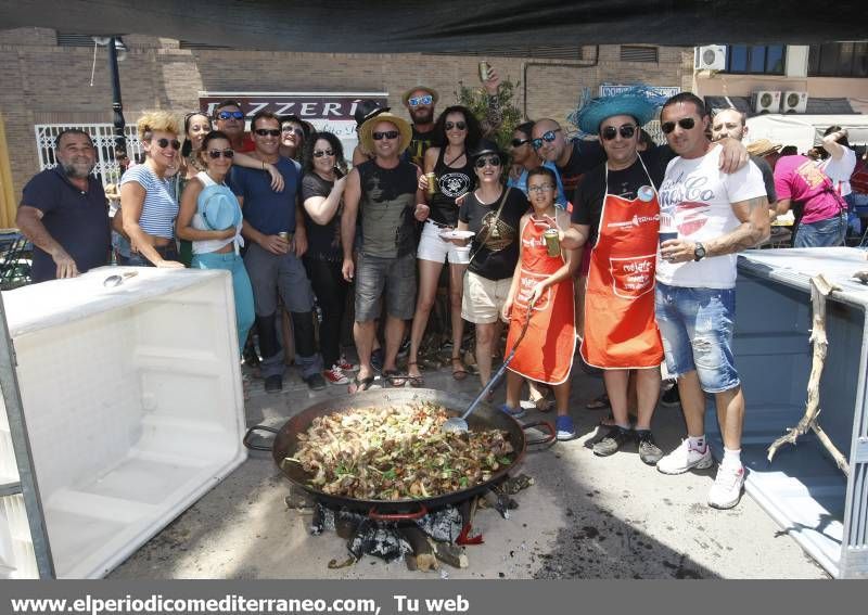 GALERÍA DE FOTOS - Día de las paellas en El Grao