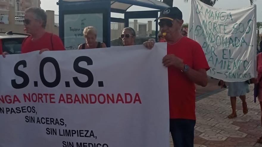 Protesta de los vecinos de La Manga Veneziola