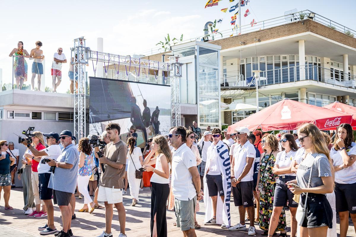 Entrega de premios del XXIV Trofeo SM La Reina organizado por el RCNValencia