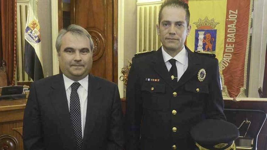 El nuevo jefe de la Policía Local de Badajoz apuesta por el servicio eficiente