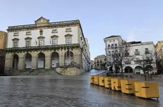 El Ayuntamiento de Cáceres incorporará a 155 trabajadores: así se reparten las áreas