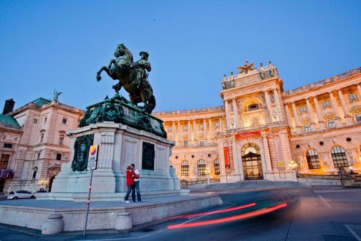La Biblioteca Nacional de Austria se encuetntra en el Palacio Hofburg
