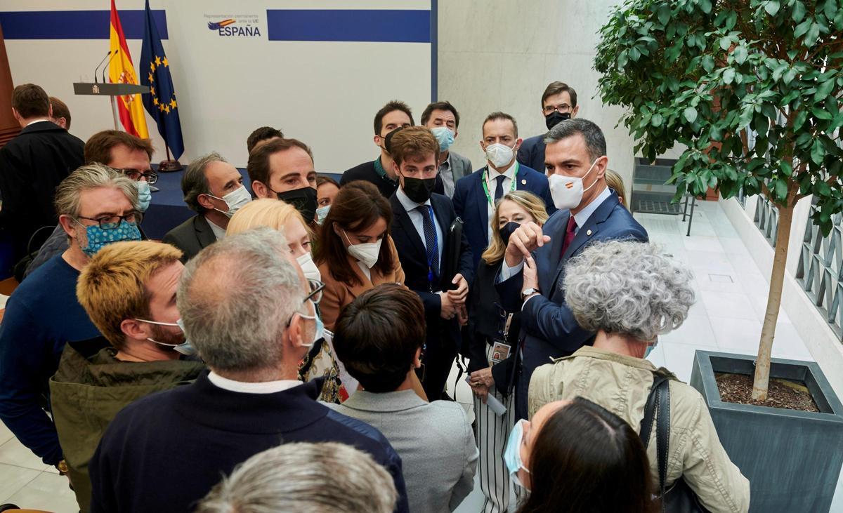 Sánchez reclamarà més ambició davant la tíbia resposta de Brussel·les als preus de la llum Sánchez reclamarà més ambició davant la tíbia resposta de Brussel·les als preus de la llum