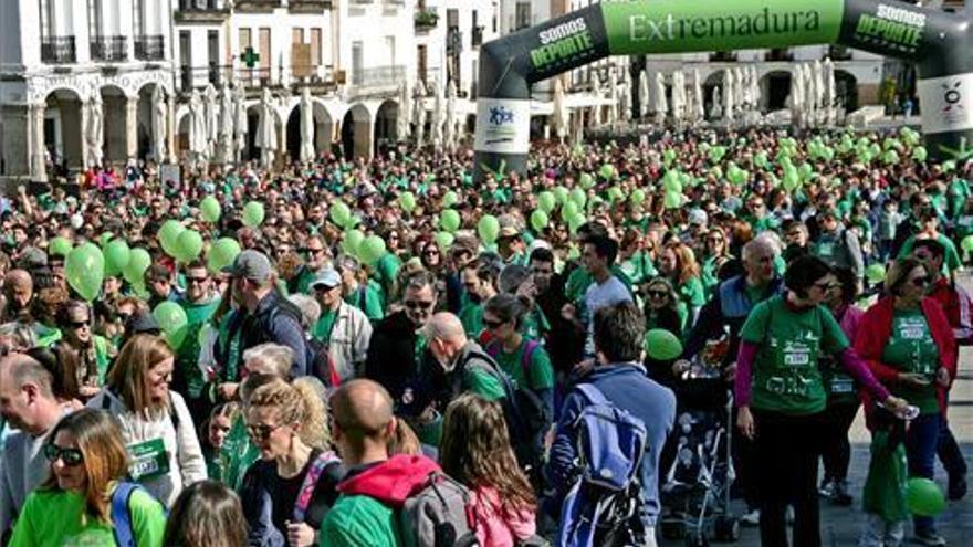 Badajoz y Cáceres corren contra el cáncer sin salir de casa